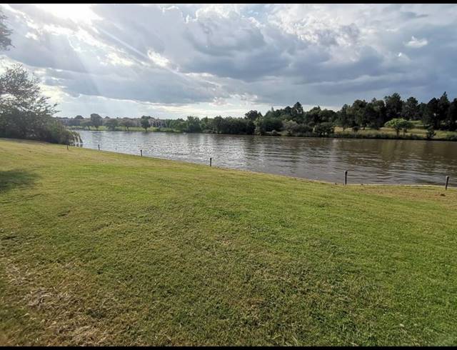 LAND FOR SALE IN HERON BANKS GOLF ESTATE